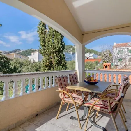 Kapelica Apartment *